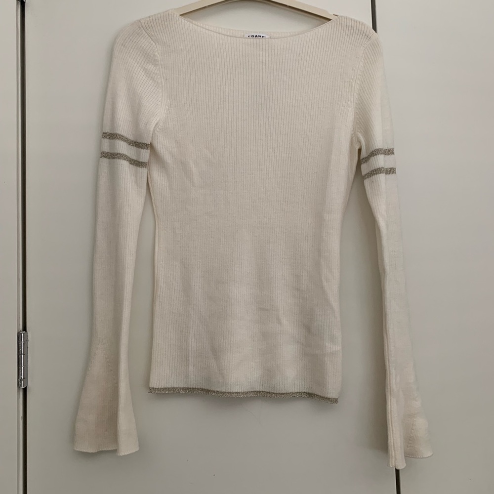 Frame Bell Sleeve Sweater